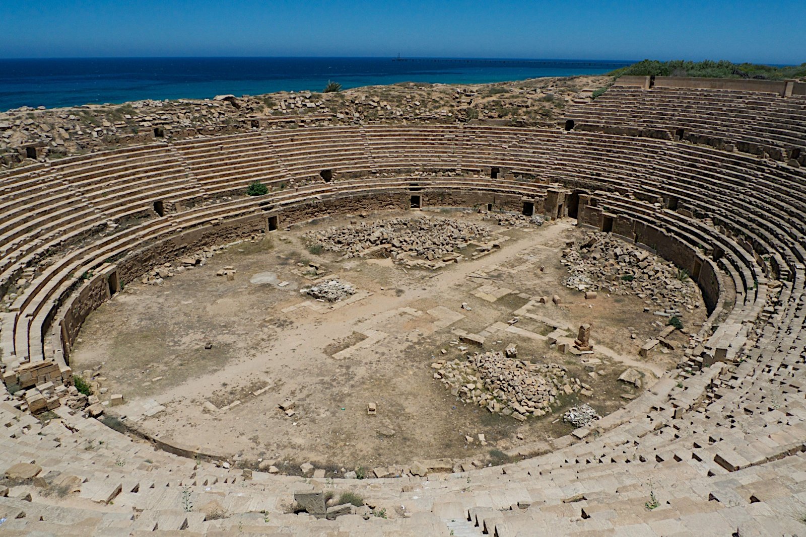 Amphitheaters 11 Famous Roman Amphitheaters Around the World